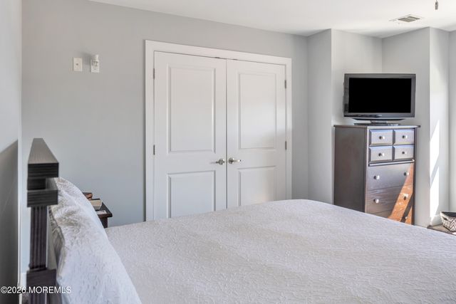 6 Cove Road, Toms River, NJ 08753