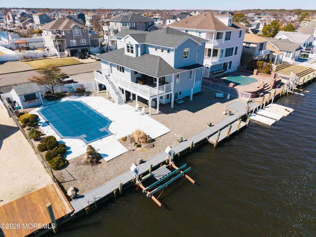6 Cove Road, Toms River, NJ 08753