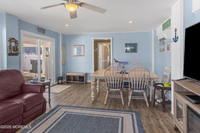 6 Cove Road, Toms River, NJ 08753