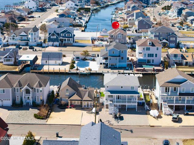 6 Cove Road, Toms River, NJ 08753