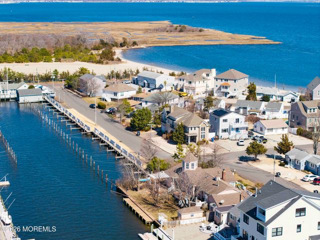 6 Cove Road, Toms River, NJ 08753