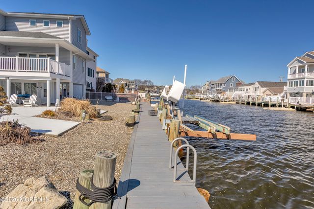 6 Cove Road, Toms River, NJ 08753