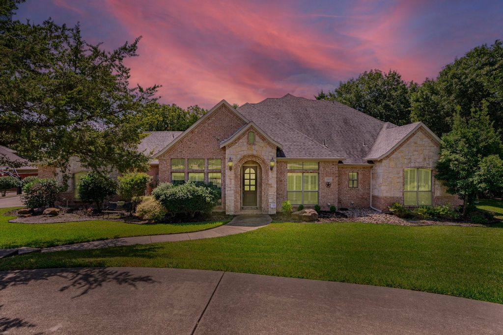 3860 Angela Court, Midlothian, TX 76065