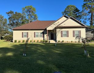 2511 Stonebridge Rd., Dothan, AL 36301