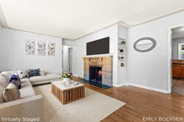 7543 Walnut Avenue, Jenison, MI 49428