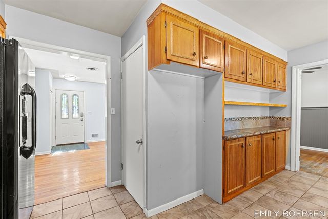 7543 Walnut Avenue, Jenison, MI 49428