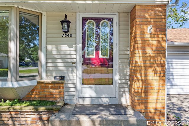 7543 Walnut Avenue, Jenison, MI 49428