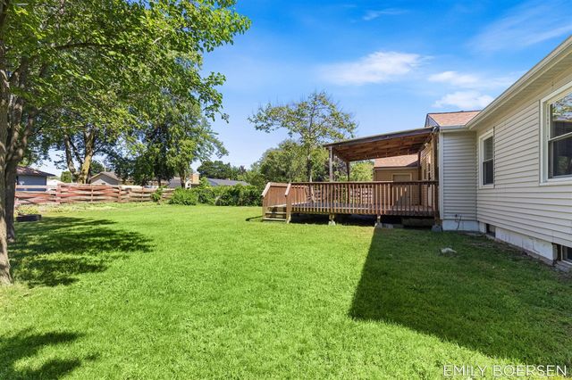 7543 Walnut Avenue, Jenison, MI 49428