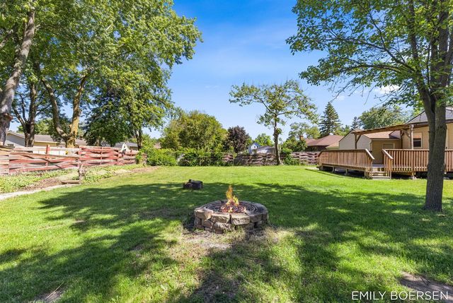 7543 Walnut Avenue, Jenison, MI 49428