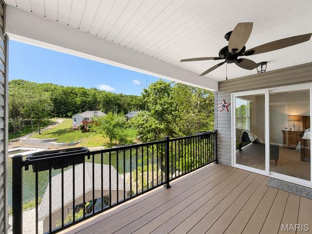 10162 Lake Ridge Drive, Hillsboro, MO 63050