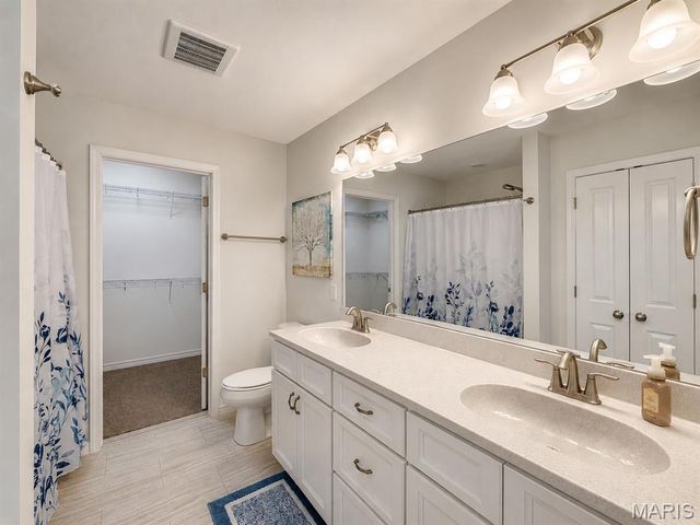 10162 Lake Ridge Drive, Hillsboro, MO 63050