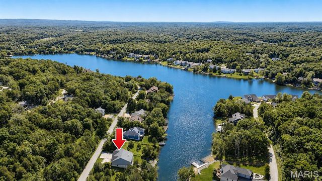 10162 Lake Ridge Drive, Hillsboro, MO 63050