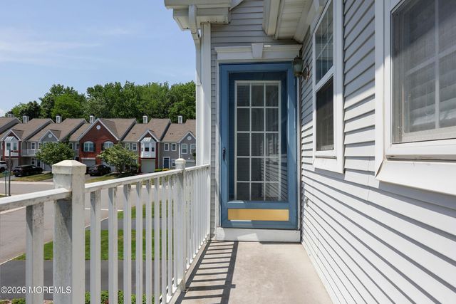 3 Oxford Road 328, Holmdel, NJ 07733