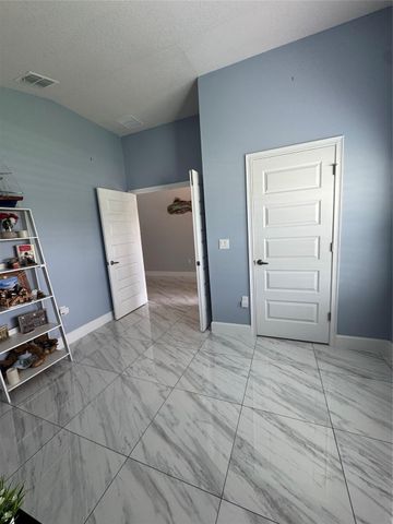 8680 Pavia Street, Fort Pierce, FL 34951