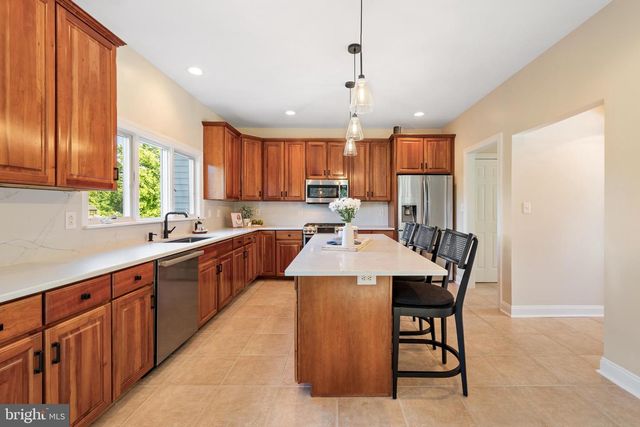 35 TITUS RD, Skillman, NJ 08558