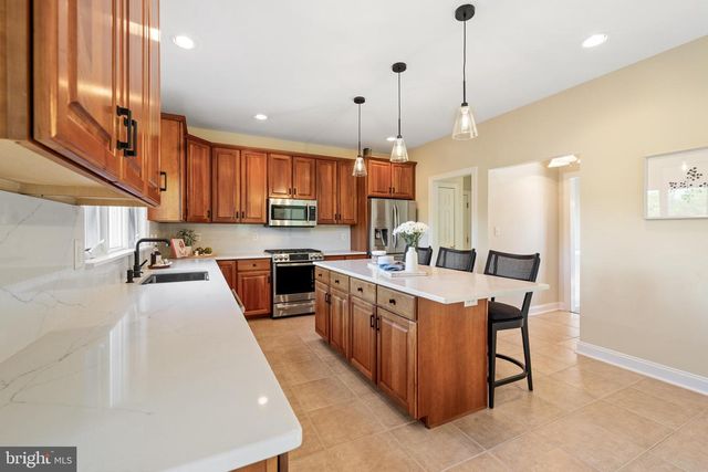 35 TITUS RD, Skillman, NJ 08558