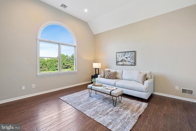 35 TITUS RD, Skillman, NJ 08558