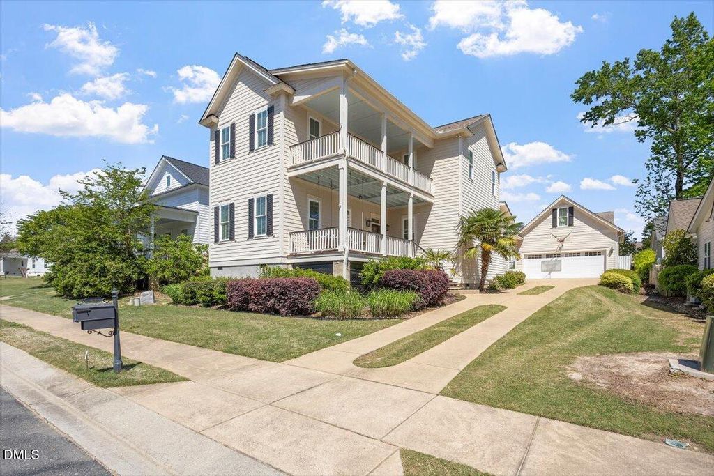 90 Ellen Circle, Clayton, NC 27527