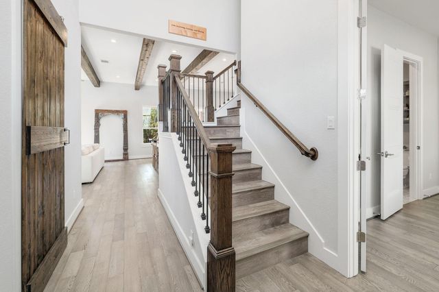 17 Highland Spring LN, Georgetown, TX 78633