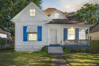 923 West Poplar Street, Springfield, MO 65802