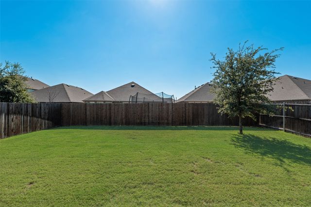 1065 Twisting Ridge Terrace, Fort Worth, TX 76052