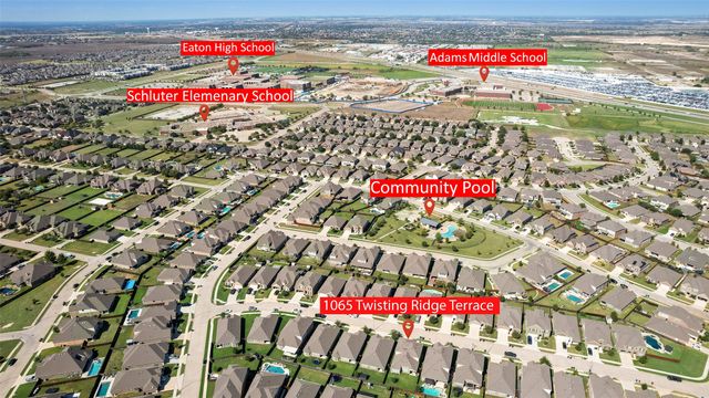 1065 Twisting Ridge Terrace, Fort Worth, TX 76052