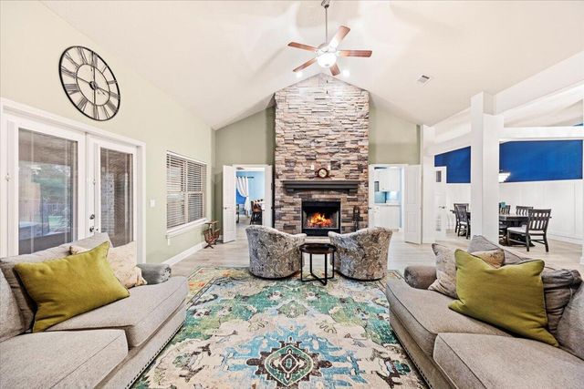 7191 Apples Way, Navarre, FL 32566