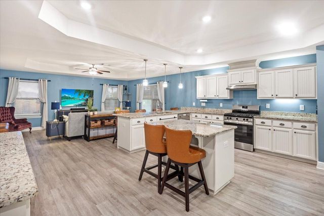 7191 Apples Way, Navarre, FL 32566