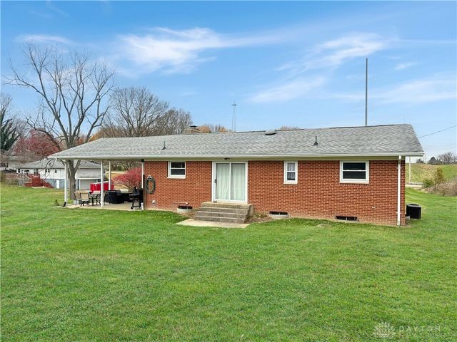 3770 Bosart Road, Springfield, OH 45503