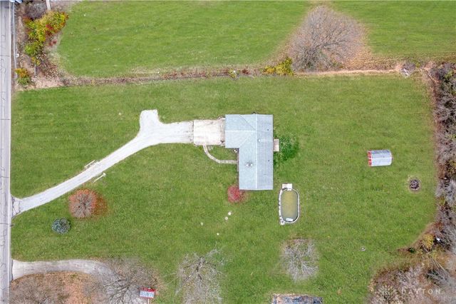 3770 Bosart Road, Springfield, OH 45503