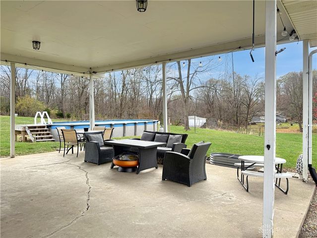 3770 Bosart Road, Springfield, OH 45503
