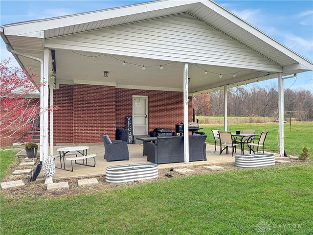 3770 Bosart Road, Springfield, OH 45503