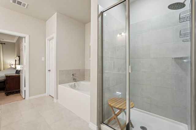 10126 Bayou Oaks Drive, Conroe, TX 77385