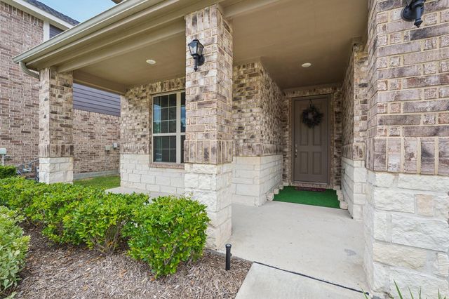 10126 Bayou Oaks Drive, Conroe, TX 77385