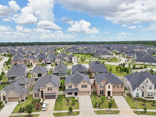 10126 Bayou Oaks Drive, Conroe, TX 77385