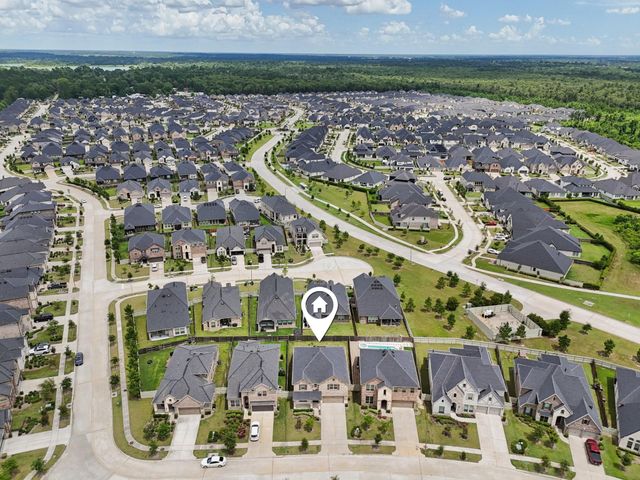 10126 Bayou Oaks Drive, Conroe, TX 77385