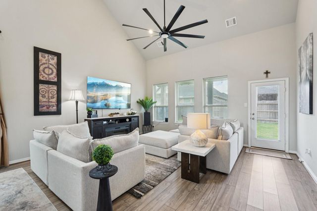 10126 Bayou Oaks Drive, Conroe, TX 77385