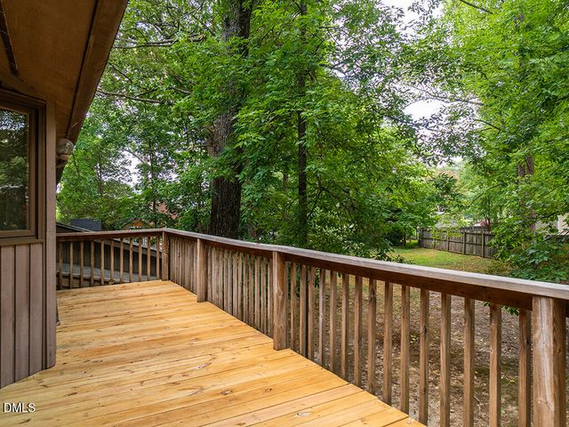 4005 Waldenbrook Court, Greensboro, NC 27407
