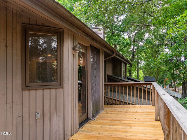4005 Waldenbrook Court, Greensboro, NC 27407