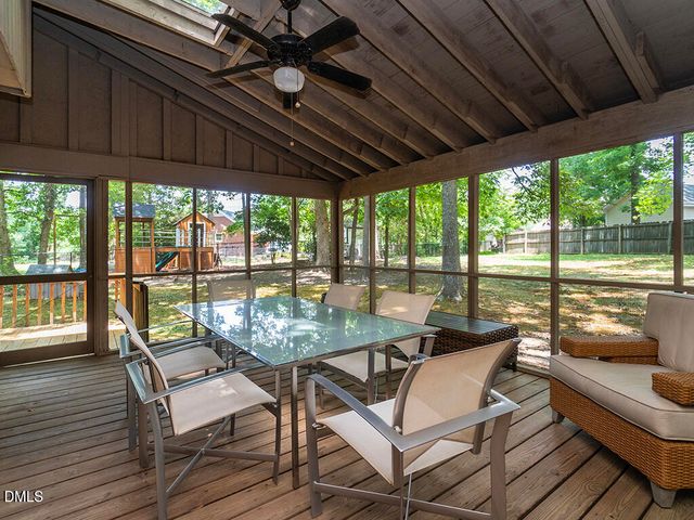 4005 Waldenbrook Court, Greensboro, NC 27407