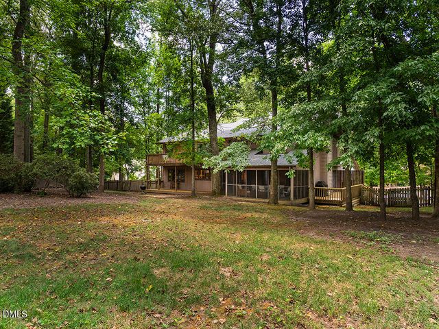 4005 Waldenbrook Court, Greensboro, NC 27407