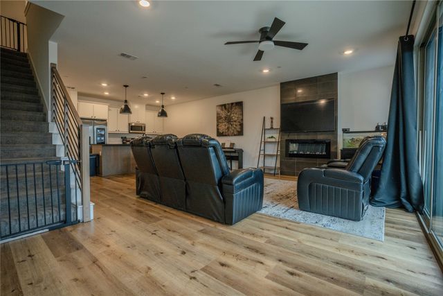2608 La Cala Drive O, Grand Prairie, TX 75054