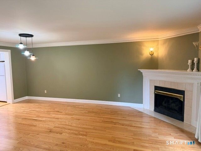 289 New Haven Avenue R, Milford, CT 06460