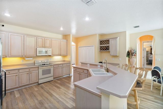 126 SEVILLE CHASE DRIVE, Winter Springs, FL 32708