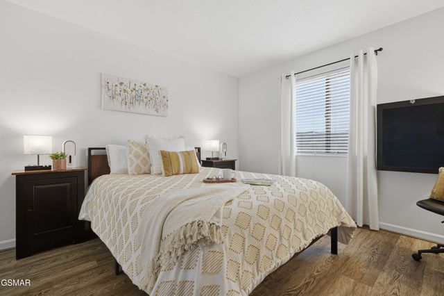 616 Turkey Nest Road, Gatlinburg, TN 37738