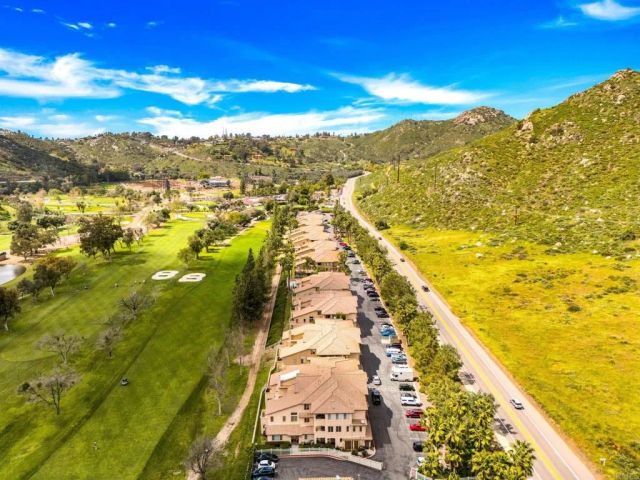 3239 Dehesa Road 48, El Cajon, CA 92019
