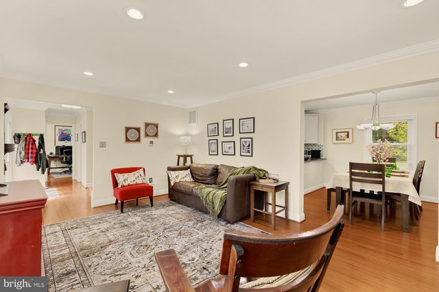 14813 CLAVEL ST, Rockville, MD 20853