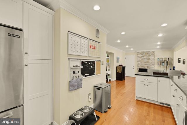 14813 CLAVEL ST, Rockville, MD 20853