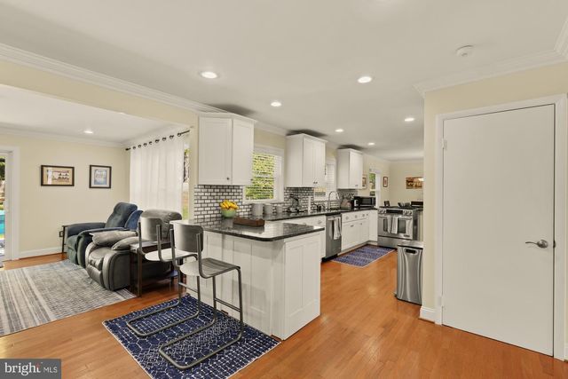 14813 CLAVEL ST, Rockville, MD 20853