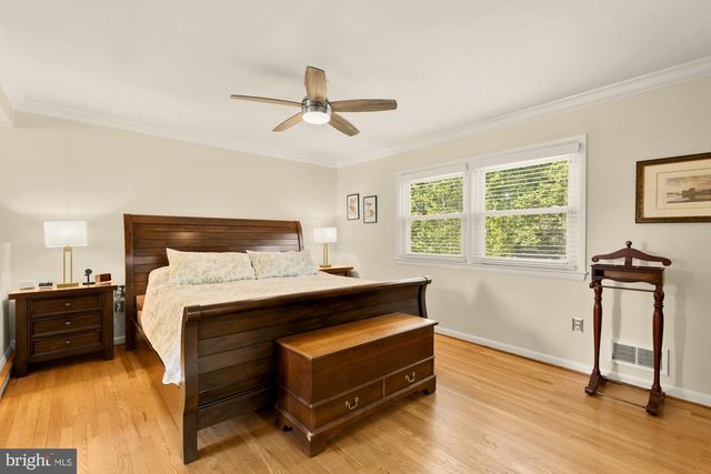 14813 CLAVEL ST, Rockville, MD 20853